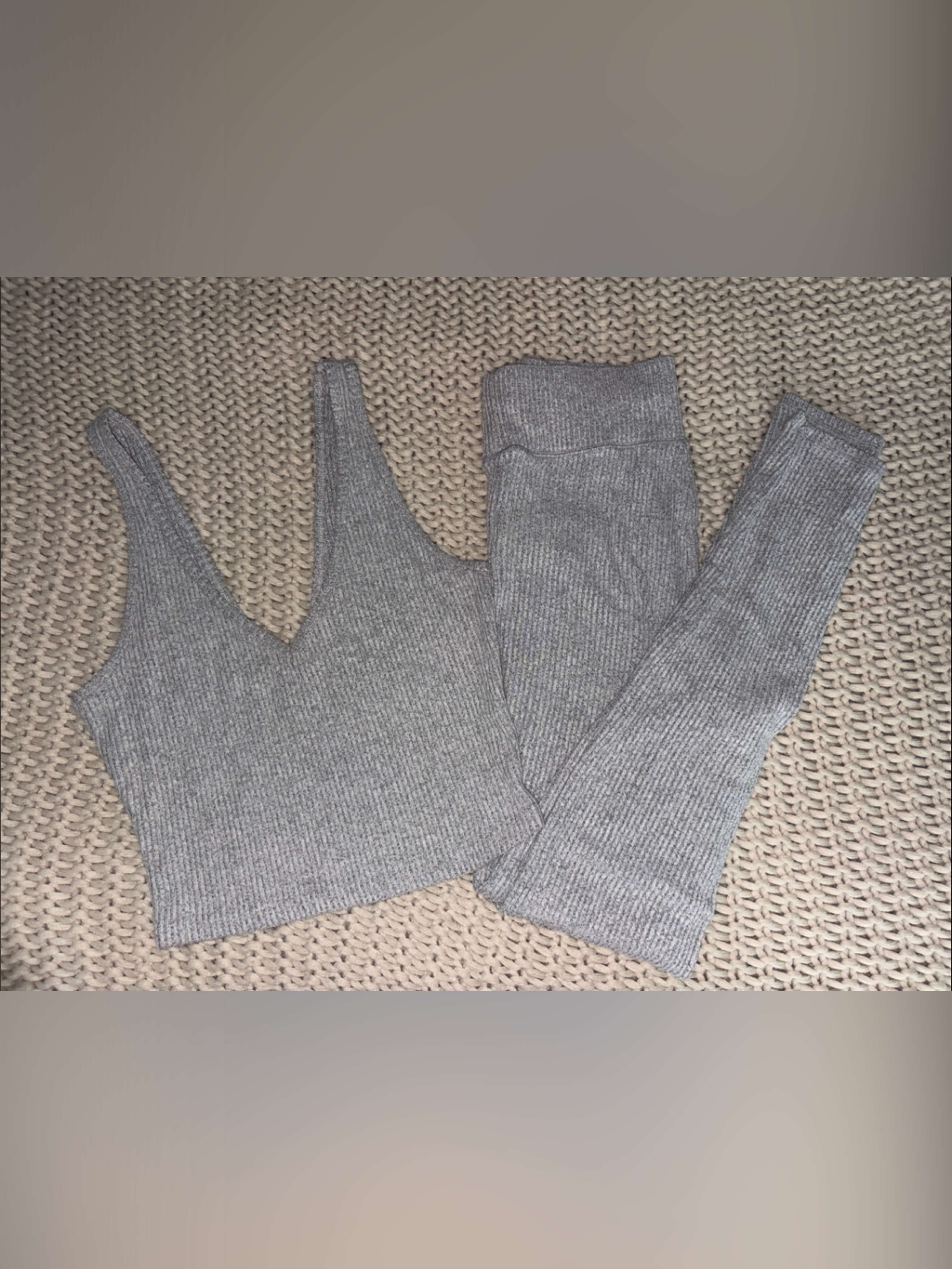 Abercrombie & Fitch - Ribbed Knit Gray Crop Tank & Legging Set